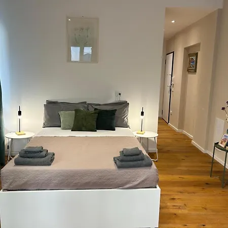 Sapri Second Floor No Lift 3* La Spezia